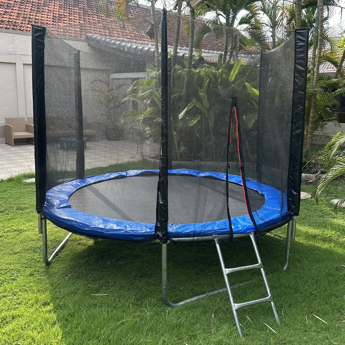 Trampolin keluarga